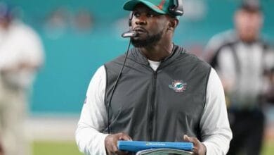 Brian Flores ex entrenador de los Delfines