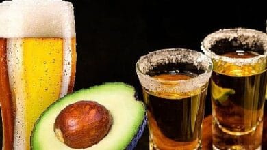 Cerveza tequila y aguacate