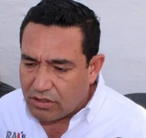 Raúl Meraz en las encuestas