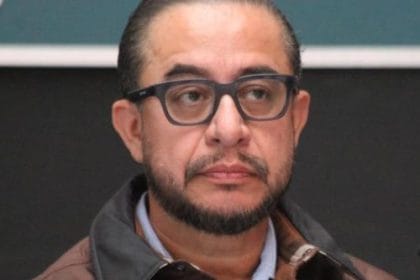 Hugo Eric Flores (2)