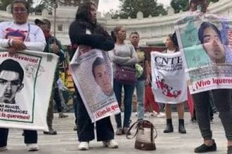 Padres Ayotzinapa